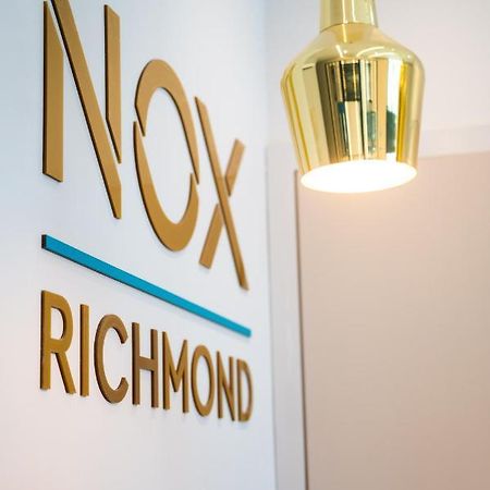 Aparthotel Nox Richmond à Richmond  Extérieur photo