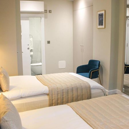Aparthotel Nox Richmond à Richmond  Extérieur photo