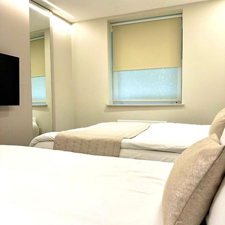 Aparthotel Nox Richmond à Richmond  Extérieur photo