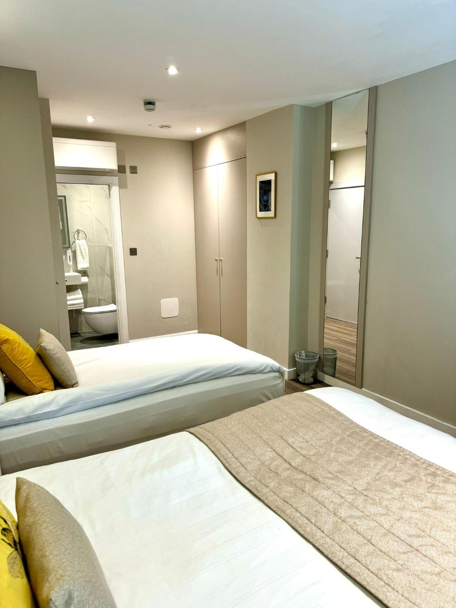 Aparthotel Nox Richmond à Richmond  Extérieur photo