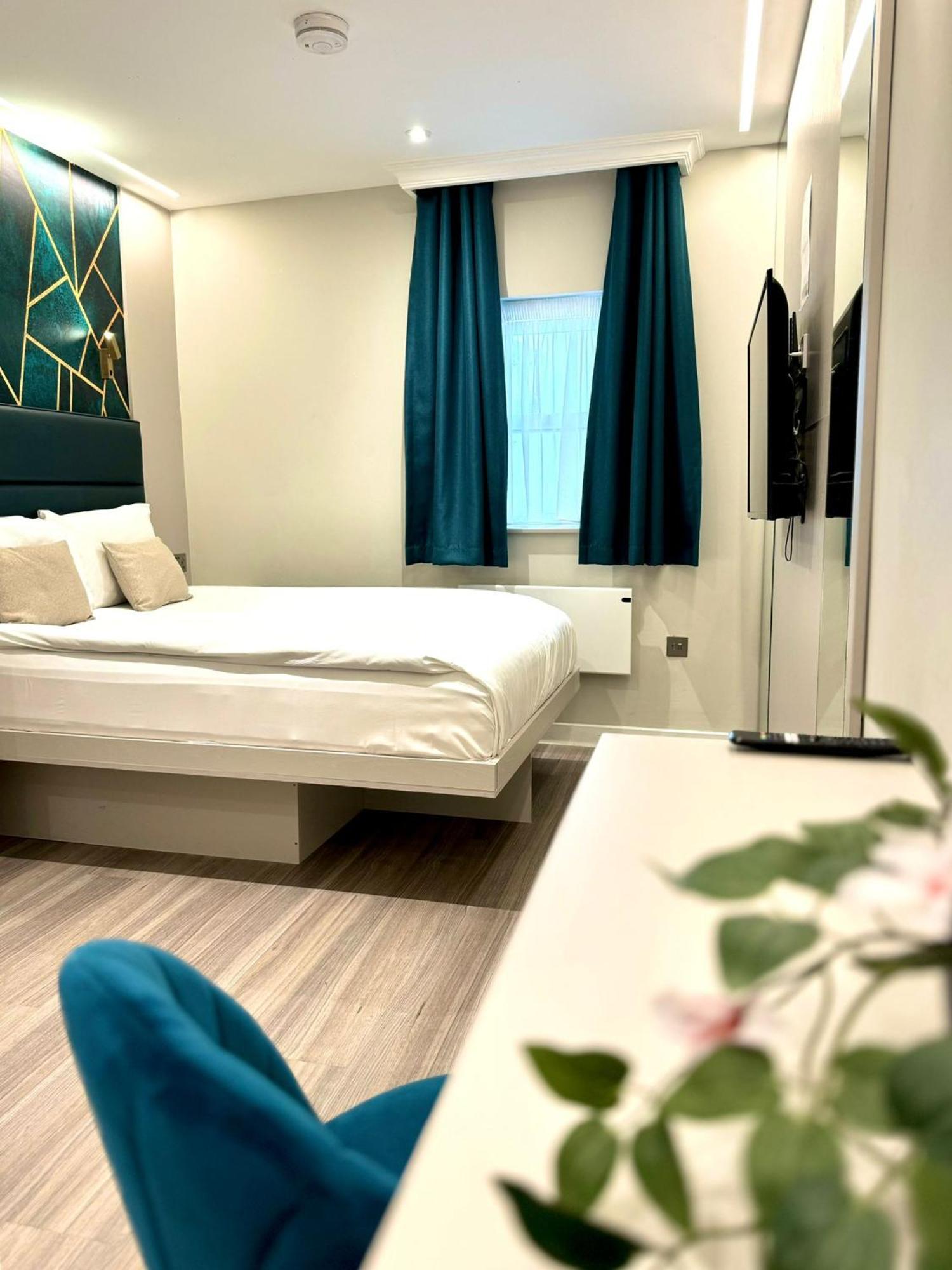 Aparthotel Nox Richmond à Richmond  Extérieur photo