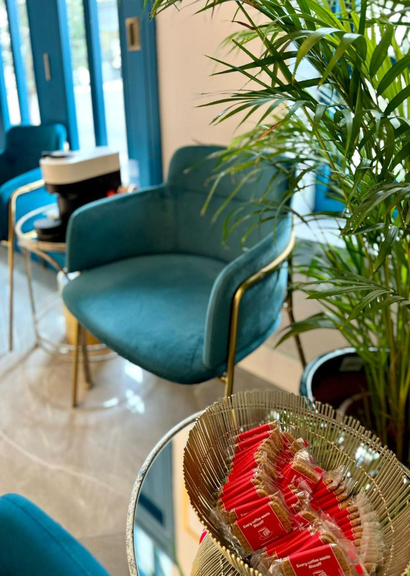 Aparthotel Nox Richmond à Richmond  Extérieur photo